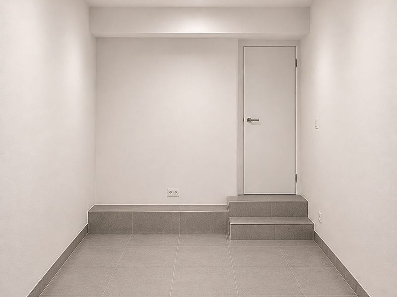 Raum mit Podest & separatem Zugang